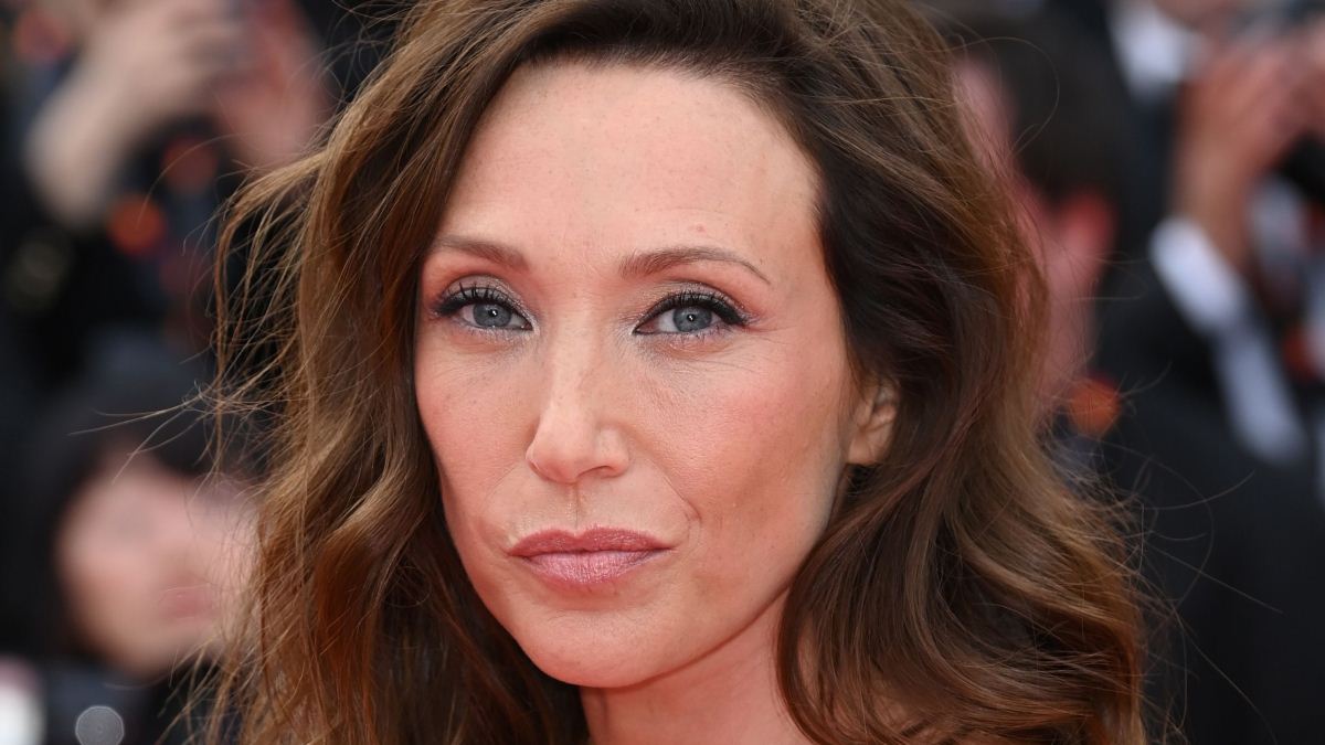 Laura Smet : la fille de Johnny Hallyday réagit aux attaques de Jade et Joy