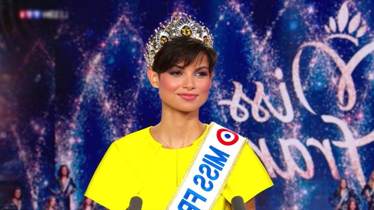 Miss France 2024 : on a trouvé le sosie d’Eve Gilles, la ressemblance est impressionnante