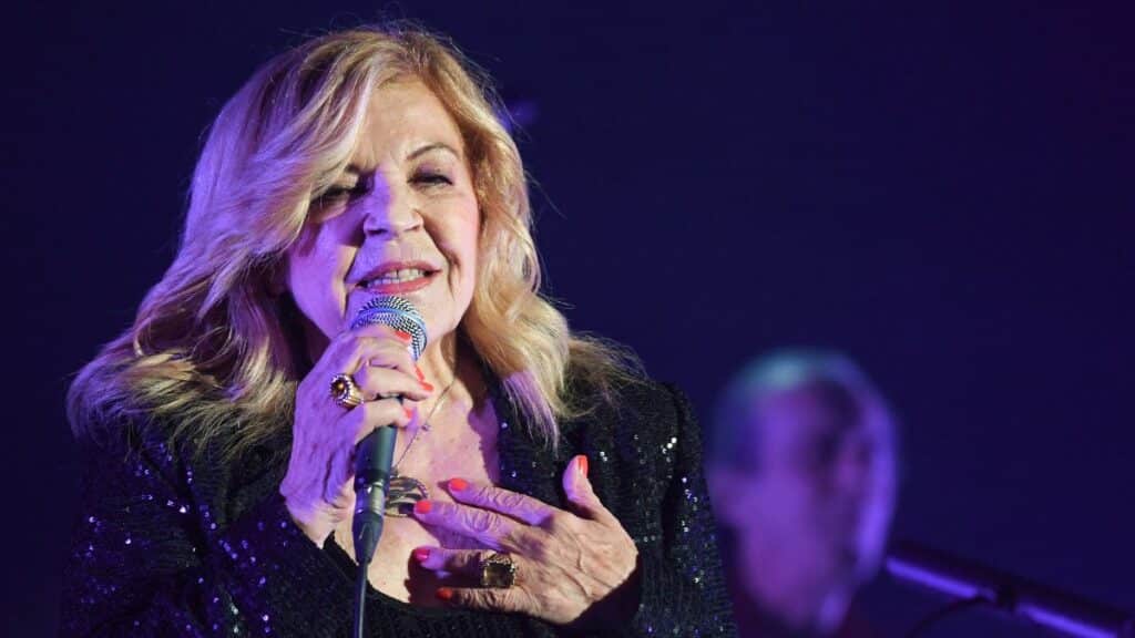 Nicoletta : Elle raconte son expérience de mort imminente