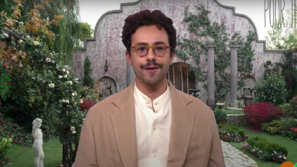 Ramy Youssef dit que le tournage de "Poor Things" avec Emma Stone lui a donné l'impression d'être dans un "Fun House".