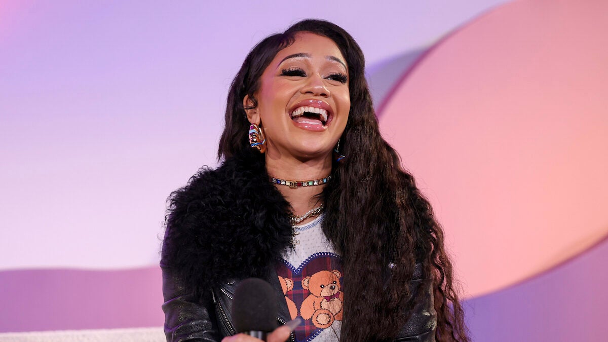 Saweetie dévoile son prochain projet de film : "La comédie est un jeu de balle complètement différent" | Vidéo