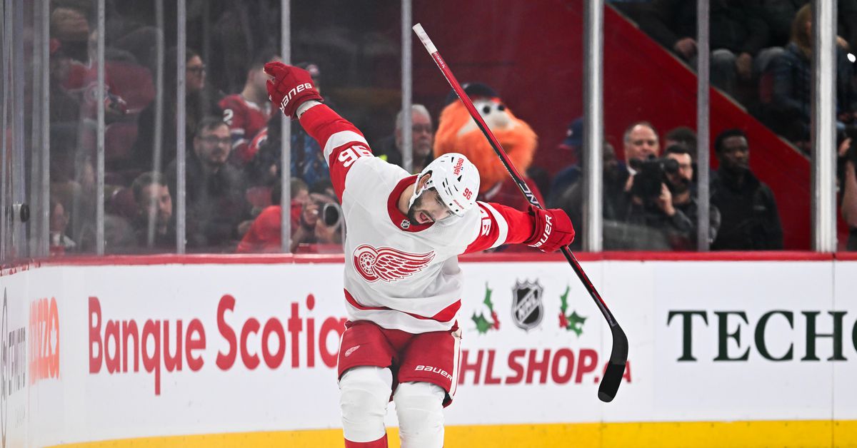 Un joueur de hockey professionnel frappe la grille après un but en prolongation, crie Fortnite