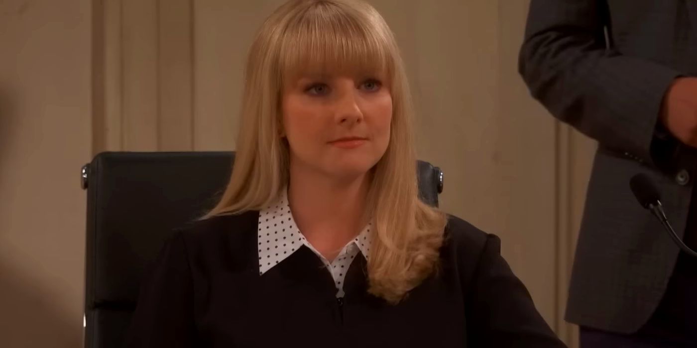 La vie amoureuse d'Abby dans la saison 2 de Night Court taquinée par Star