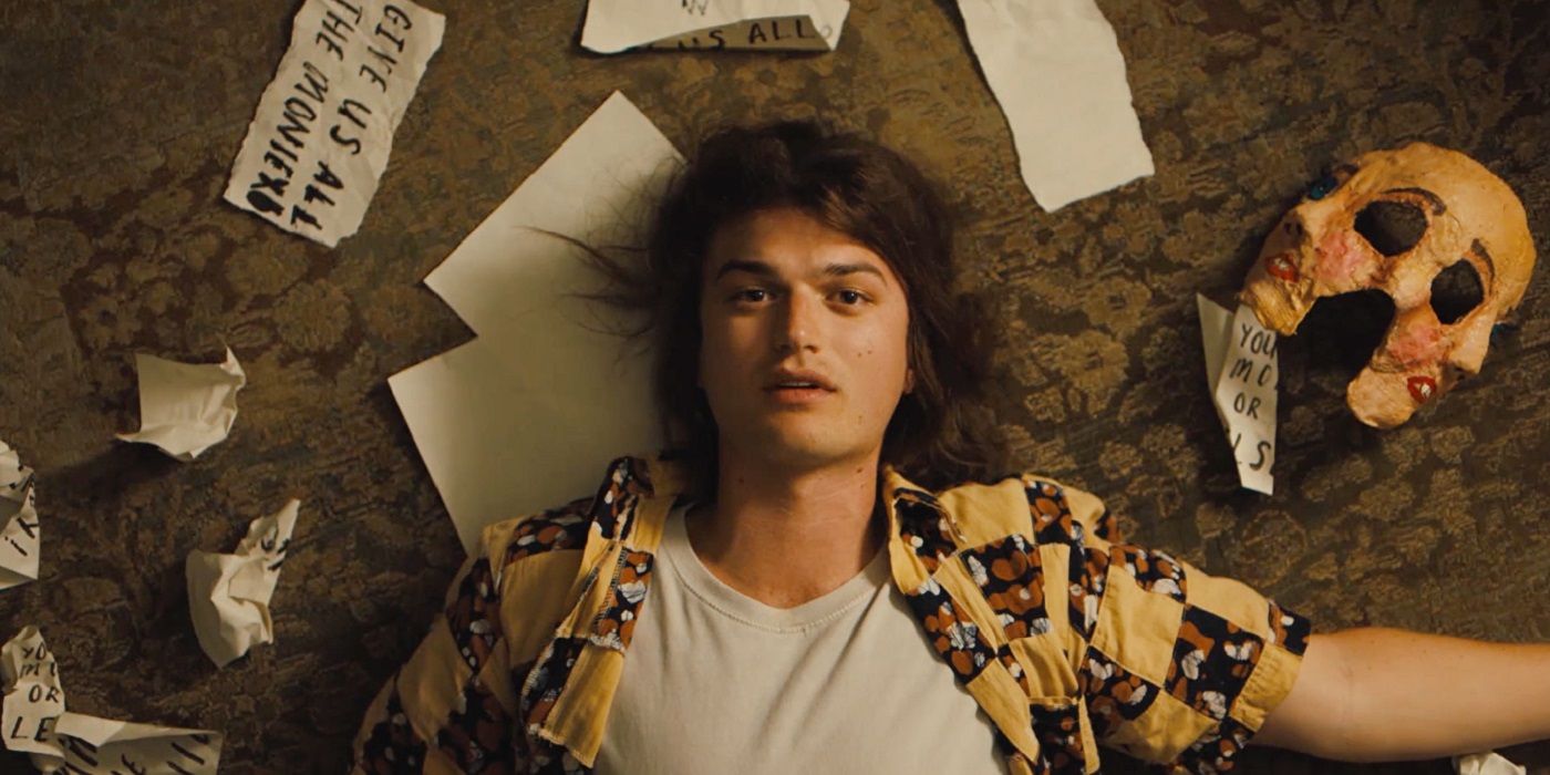 Joe Keery de Stranger Things est du mauvais côté de la loi dans le