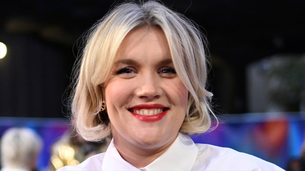 Emerald Fennell parle de "Saltburn", du sexe et de l'envie de faire frémir le public