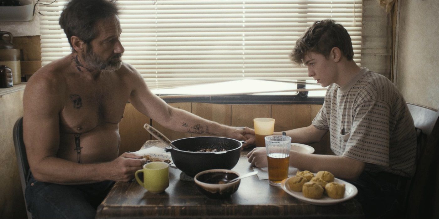 Oakes Fegley et David Duchovny de The Fableman jouent dans Adam Ier