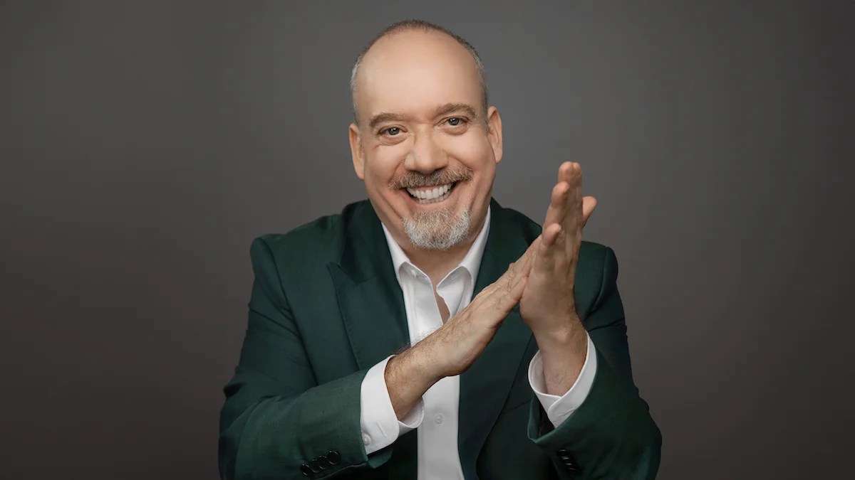 Paul Giamatti aime travailler avec Alexander Payne, le réalisateur de "The Holdovers", parce qu'il est plus intelligent que lui.