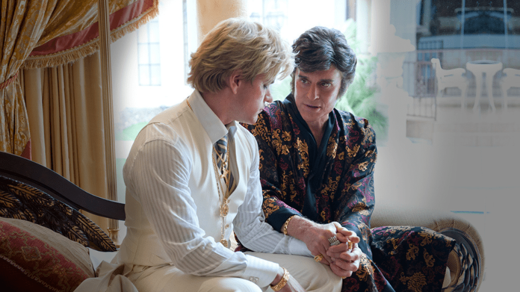 Matt Damon et Michael Douglas dans "Behind the Candelabra" (Max)