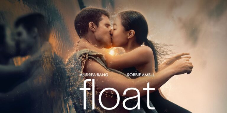 Robbie Amell et Andrea Bang dirigent le flotteur du film Dreamy Romance dans