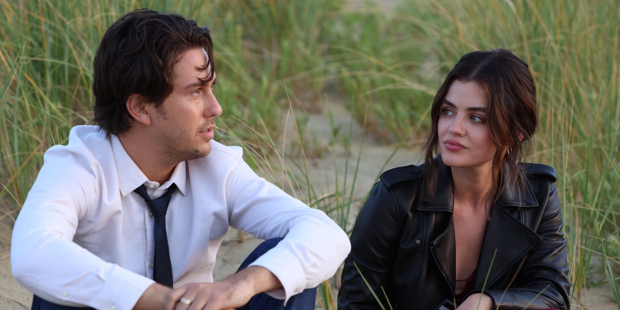 Ce qui m'amène à vous critique : Lucy Hale et Nat Wolff Falter dans Dull, H...