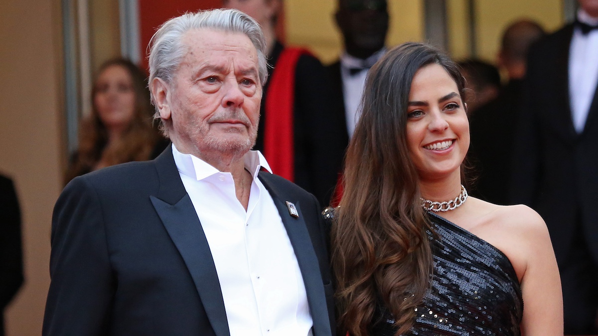 Alain Delon : « J’ai eu envie de me tuer », sa fille Anouchka évoque le pire