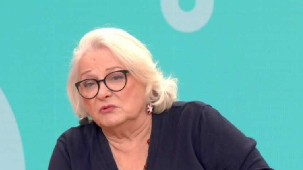 « Au pieu pendant trois semaines » : Josiane Balasko revient sur l’affaire Gérard Depardieu