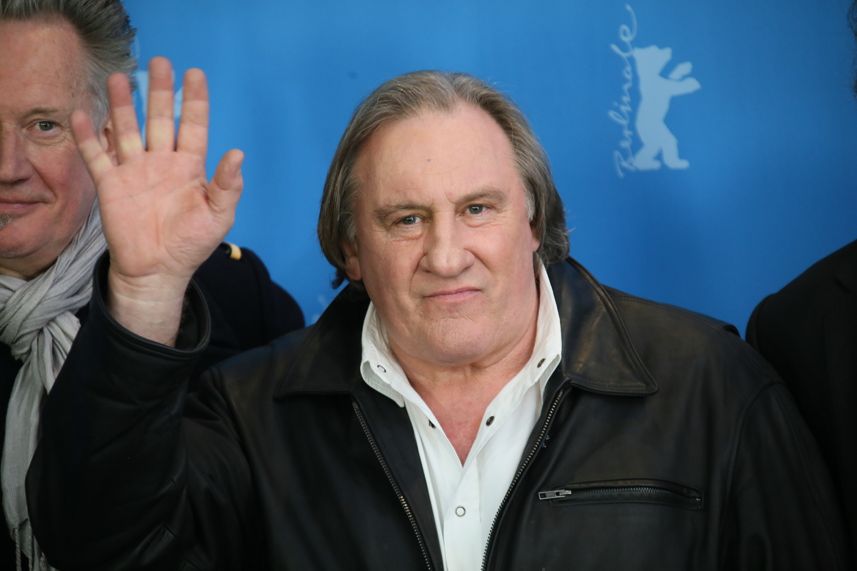 Complément d’enquête : Gérard Depardieu cède sa place à un présentateur pour le prochain numéro…