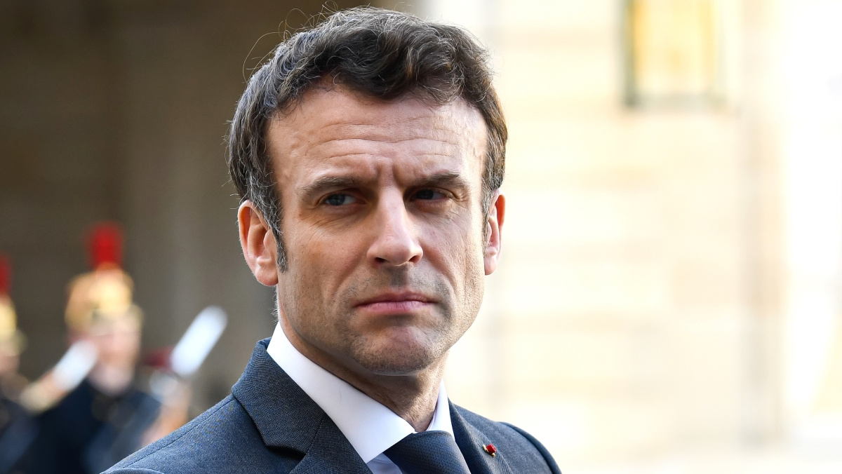 Emmanuel Macron : le président de la République en tenue de boxe, une vidéo fait réagir