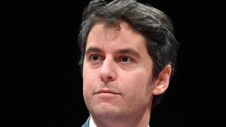 Gabriel Attal : Ce grand vide laissé par la mort de son père
