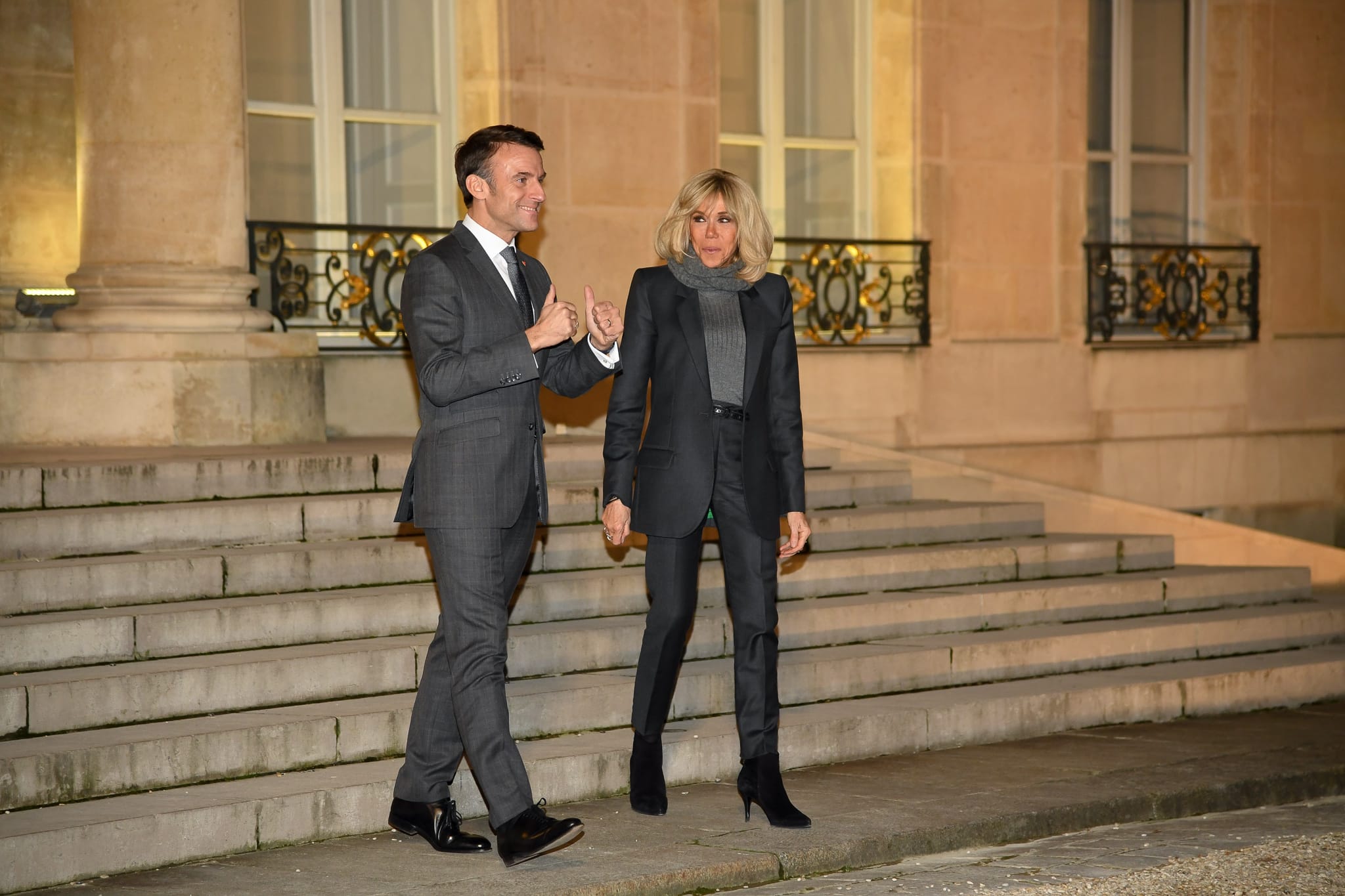« Il sait ce qu’il a à faire, il n’a pas besoin de moi », Brigitte Macron coupe court aux rumeurs de manipulation sur son mari