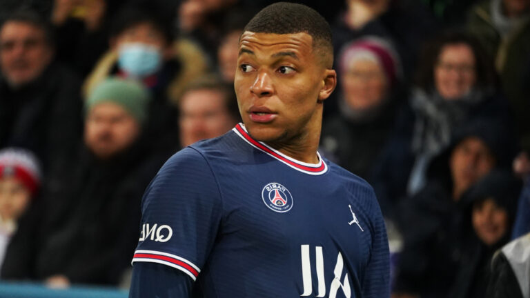 Kylian Mbappé embarrassé : une folle histoire de turlutte refait surface, sa réaction étonne