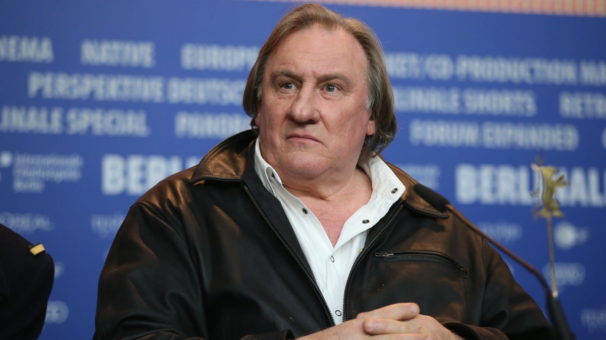La plainte pour agression sexuelle de Gérard Depardieu est classée sans suite par le parquet français