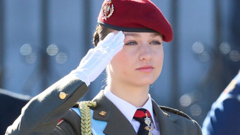 La princesse Leonor en uniforme pour son premier Pascua Militar : un pas de plus vers le trône