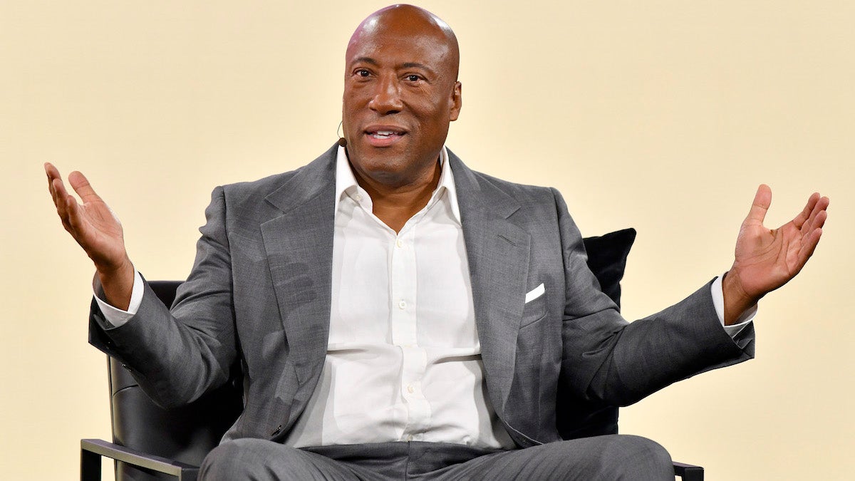 L'action Paramount grimpe de plus de 8 % après l'offre de 30 milliards de dollars de Byron Allen