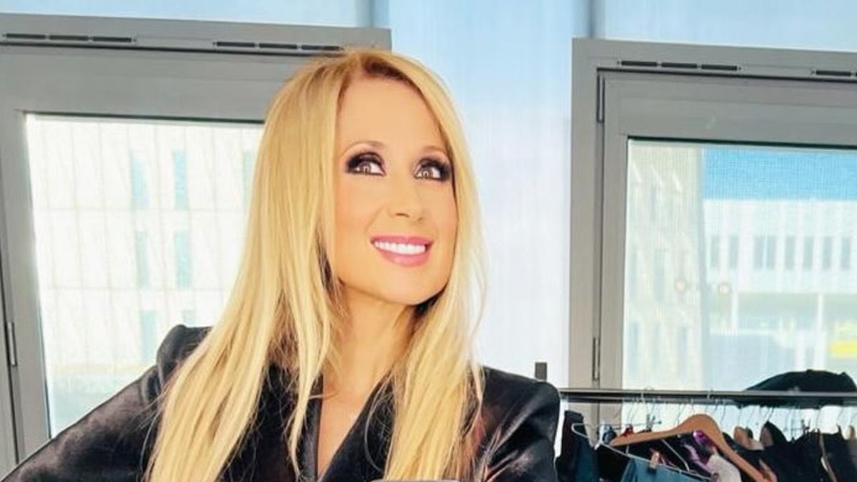 Lara Fabian : elle aimerait être professeur à la Star Ac’