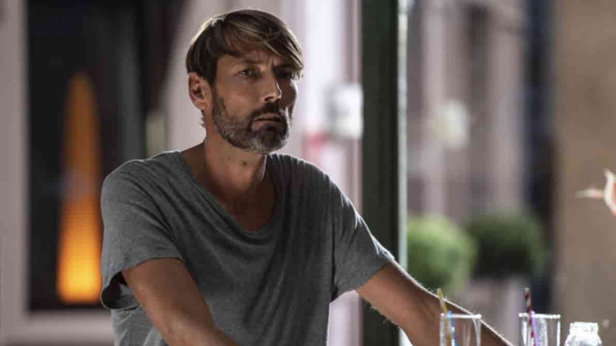 Laurent Kérusoré (Plus belle la vie) : “le cœur lourd”, il évoque les morts de Michel Cordes et...