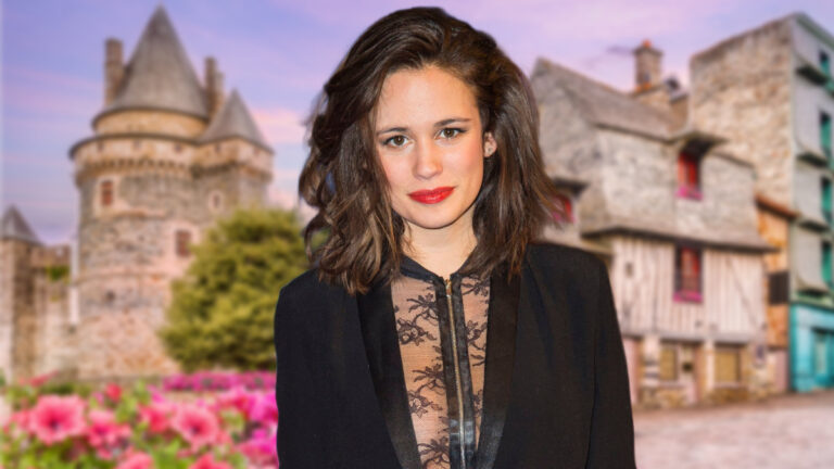 Lucie Lucas (Clem) : sa vie hallucinante dans un château avec 11 inconnus