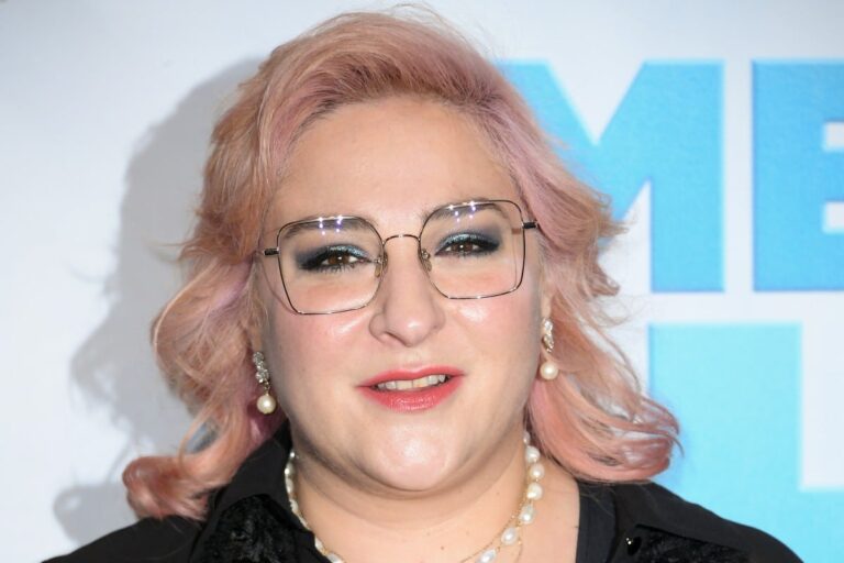 Marilou Berry apporte son soutien à Lucie Lucas dans l’affaire Victoria Abril : « C’est une femme…