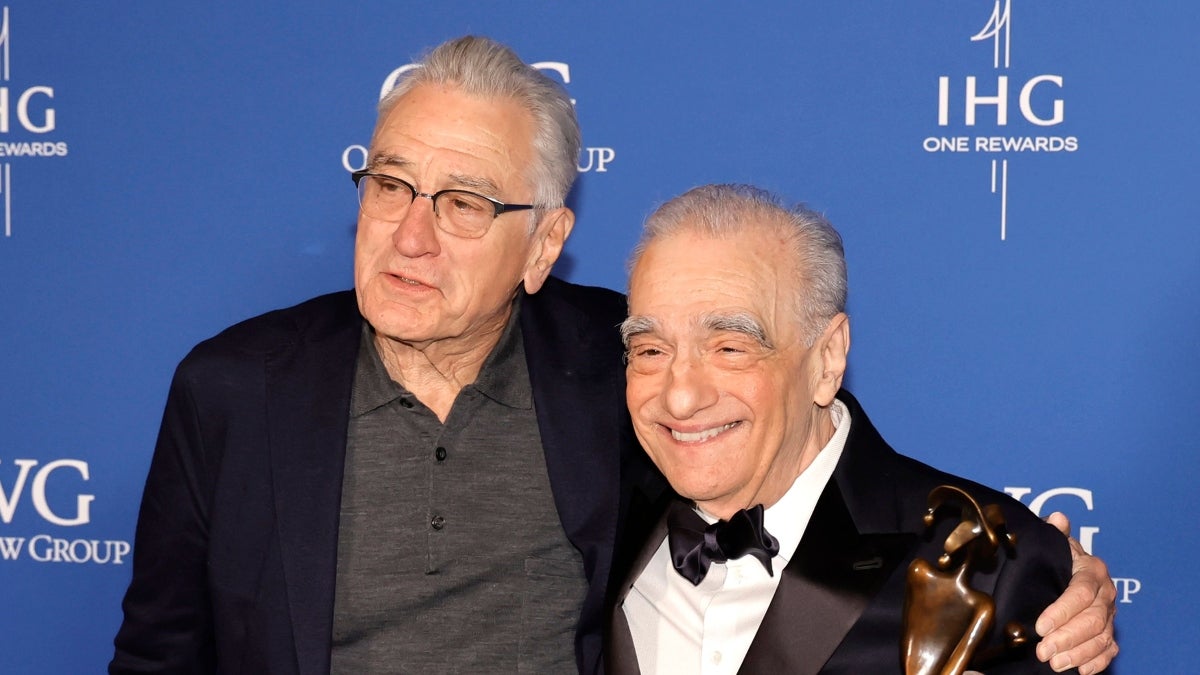 Martin Scorsese explique comment Robert De Niro a improvisé la scène "You Talkin' To Me ? dans "Taxi Driver".