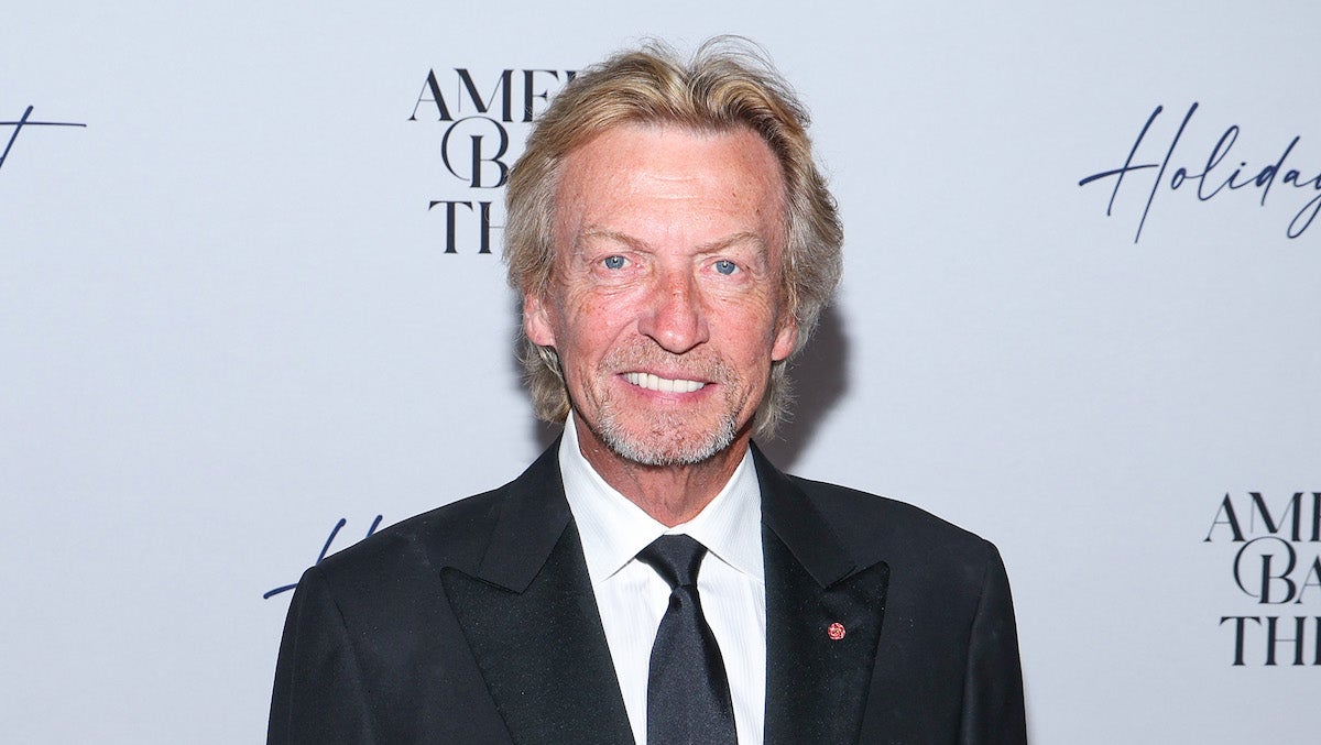 Nigel Lythgoe quitte l'émission "So You Think You Can Dance" après des poursuites pour agression sexuelle