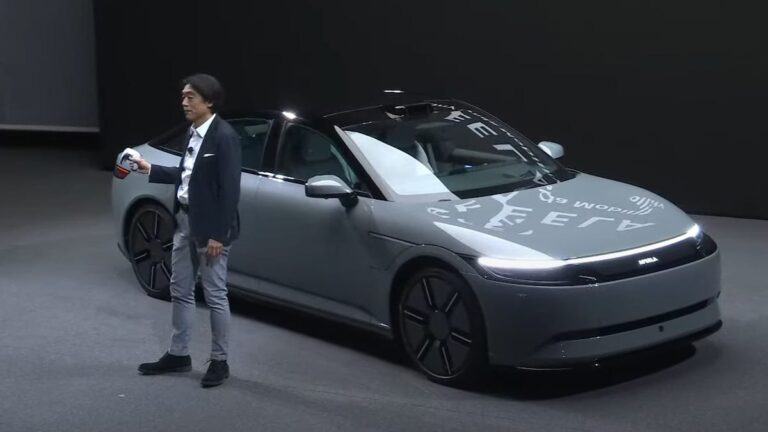 Oh mon Dieu, Sony révèle une nouvelle voiture pouvant être conduite via une manette PlayStation