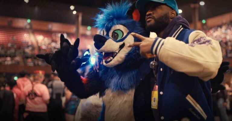 SonicFox, joueur professionnel à fourrure, fait une jolie apparition dans le documentaire Lil Nas X