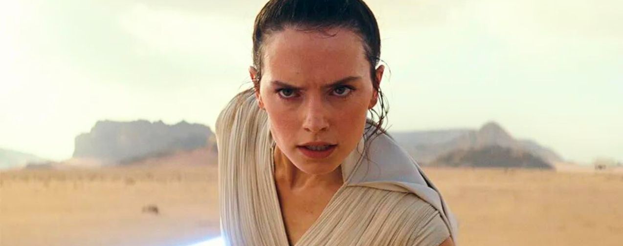 "Star Wars est une religion" : comment J. J. Abrams a mis en garde Daisy Ridley alias Rey