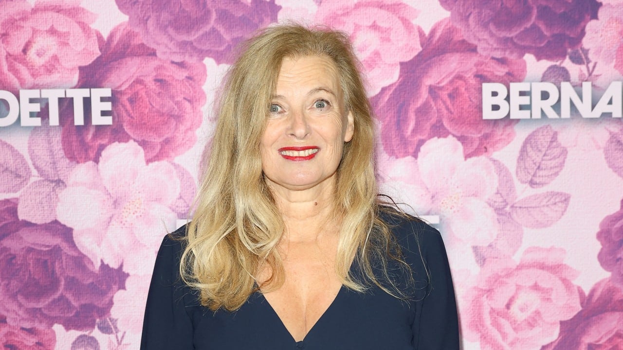 Valérie Trierweiler annonce revenir à son premier amour :