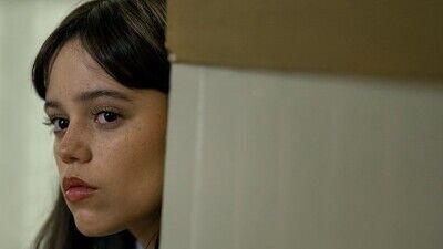 Miller&rsquo;s Girl Avis critique du film & résumé du film (2024)