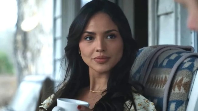Eiza Gonzalez dans la série Mr. and Mrs. Smith d'Amazon