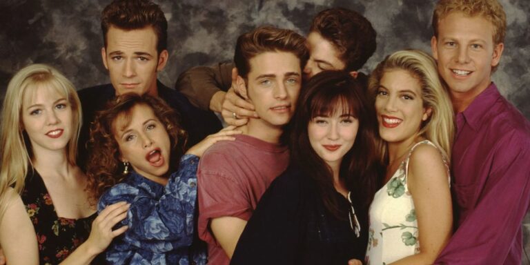 Comment regarder la franchise Beverly Hills 90210 (y compris la clé)