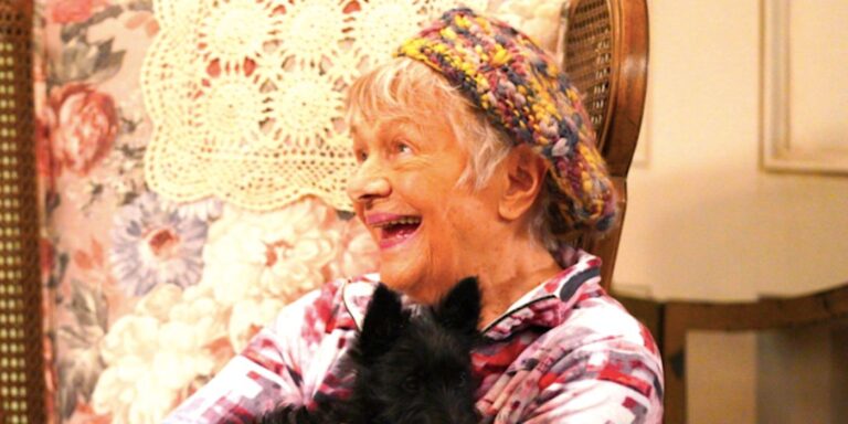 La saison 6 de The Conners présentait un hommage choquant (et tragique) à Roseanne