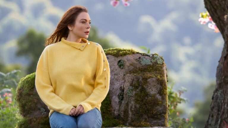 Lindsay Lohan fait appel à la magie du trèfle dans la bande-annonce de « Irish Wish » de Netflix | Vidéo