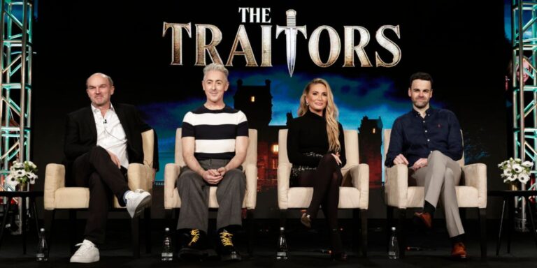 Les acteurs et l’équipe des Traitors discutent de la saison 2 et des changements dans la saison 3