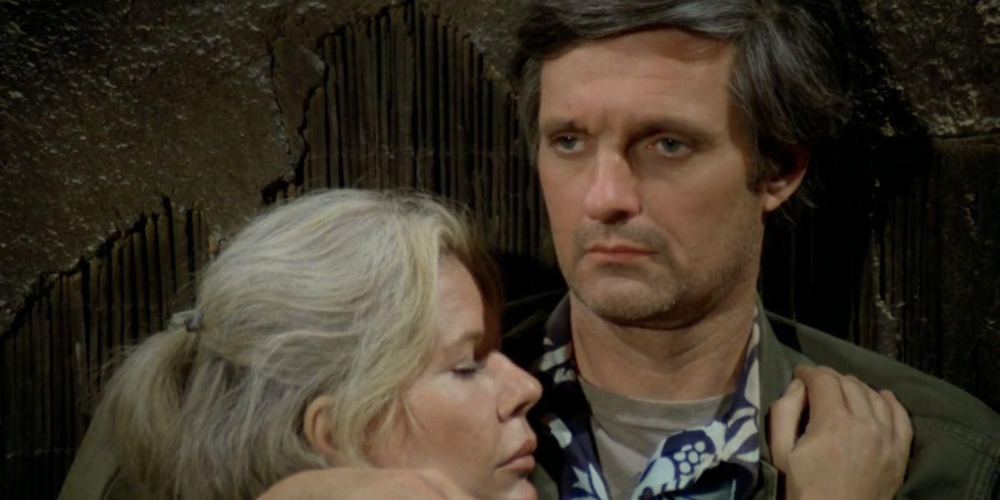 MASH : Pourquoi Hawkeye et Margaret ne se sont jamais réunis, expliqué par Star