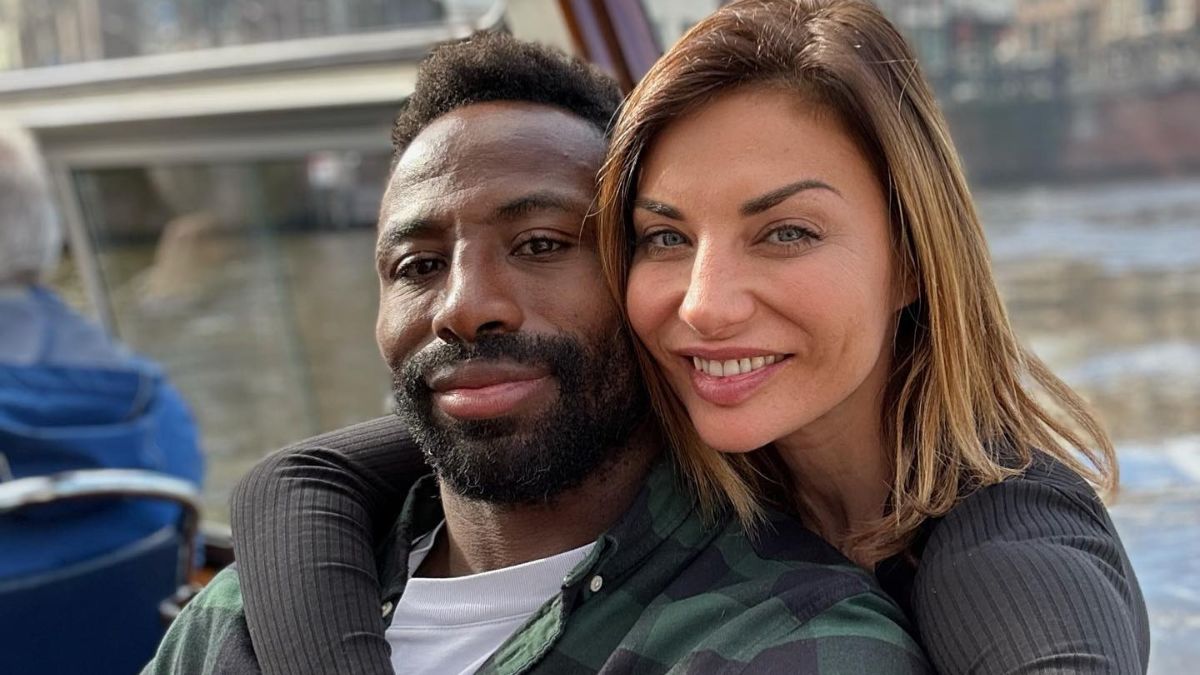 Ariane Brodier : « C’était un véritable coup de foudre », la présentatrice se livre sur son couple