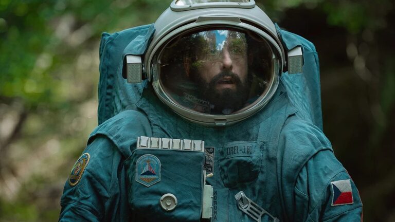 Critique de « Spaceman » : le drame de science-fiction d&rsquo;Adam Sandler offre une destination