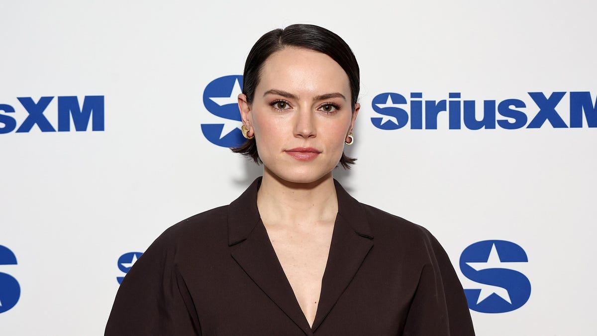 Daisy Ridley aime toujours les suites de Star Wars « super diviseuses »
