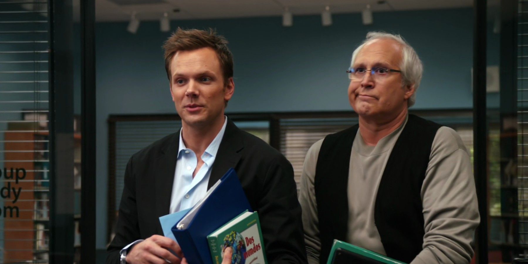 Drame communautaire BTS : combats physiques et dislocation de l'épaule de Chevy Chase...