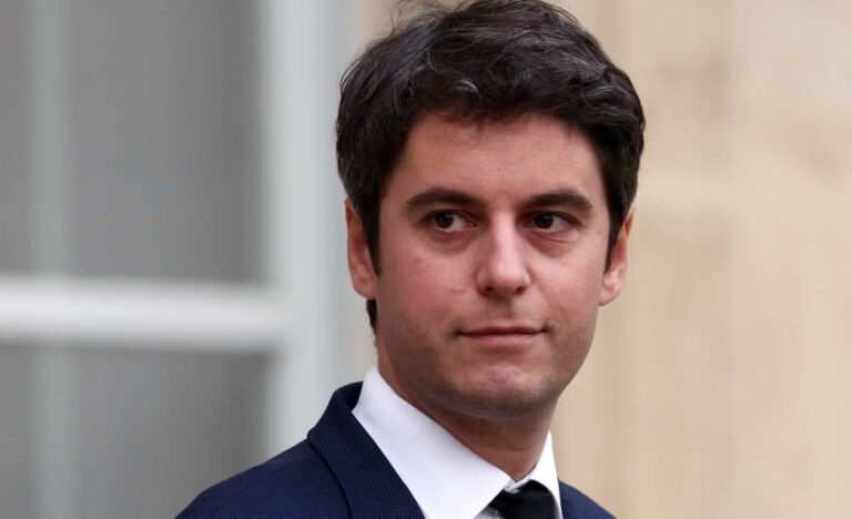Gabriel Attal partage une photo avec celle qui occupe son cœur, tous les détails à découvrir