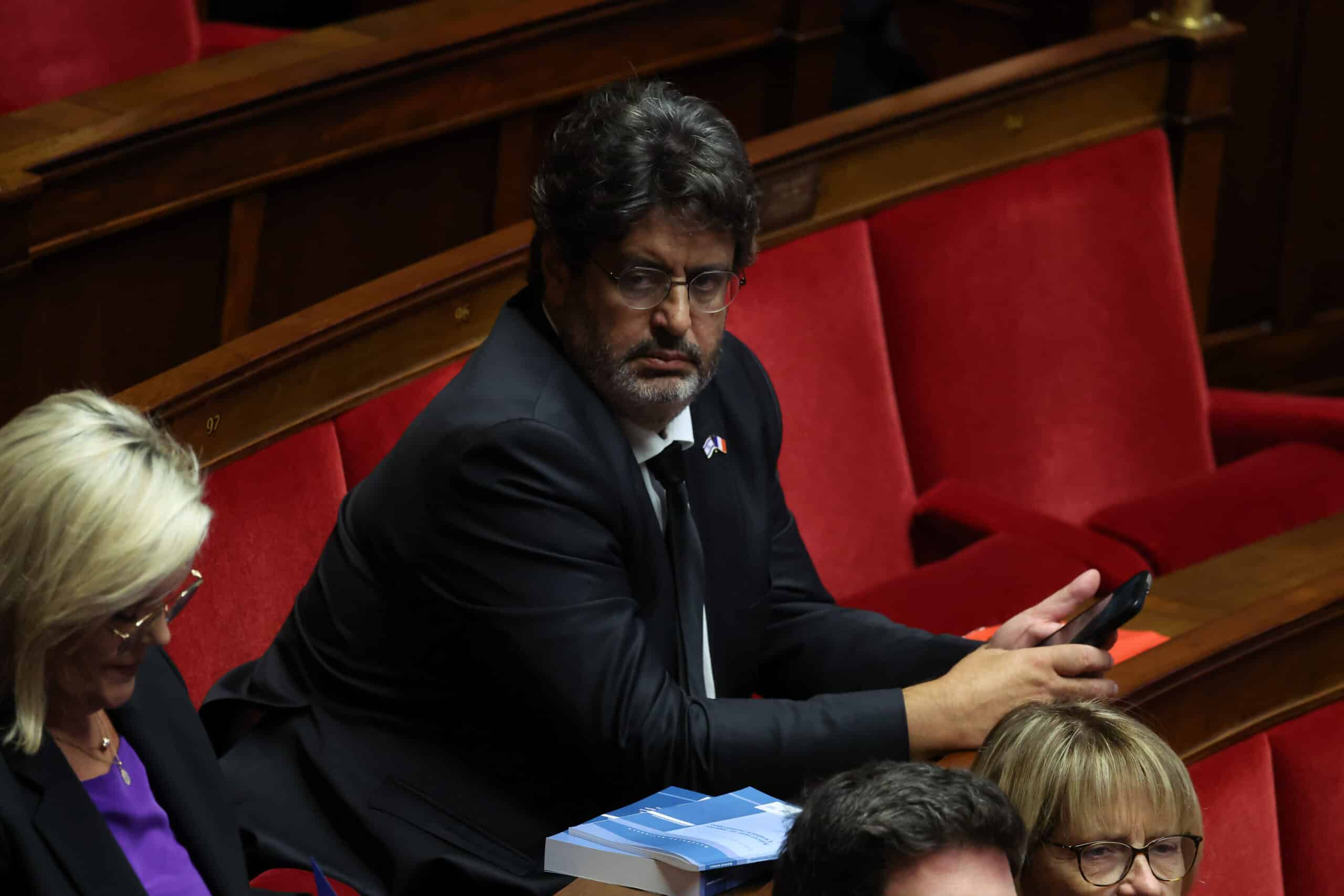 Hommage aux victimes du Hamas : échange musclé aux Invalides entre Meyer Habib et Manuel Bompard, la...