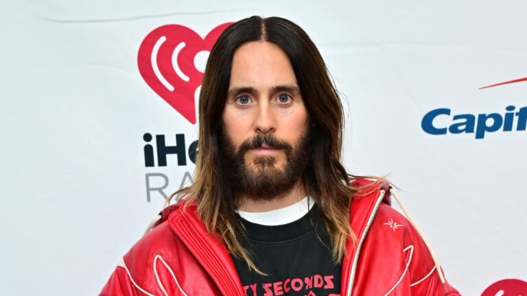 Jared Leto dévoile la première image de son personnage de « Tron : Ares ».