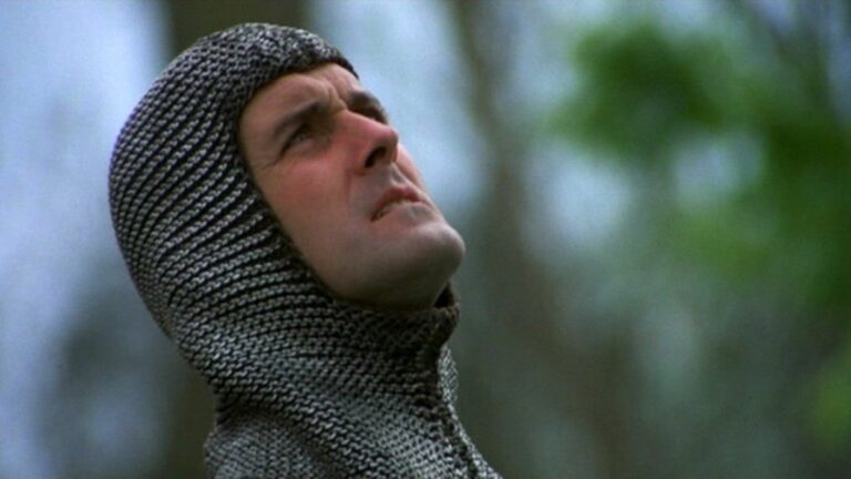 John Cleese défend Holly Gilliam après que le cofondateur des Monty Python l&rsquo;ait blâmée pour la baisse de ses finances