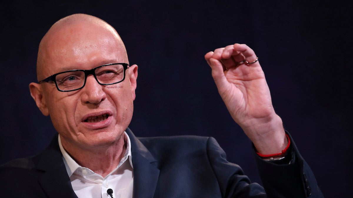 Le PDG de News Corp. Le PDG de News Corp. s'en prend au procès OpenAI du New York Times : La cour est préférable aux salles d'audience